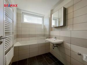 Pronájem bytu 2+kk, Cerhenice, Za Cukrovarem, 64 m2