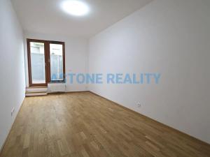 Pronájem bytu 2+kk, Praha - Strašnice, U hranic, 67 m2