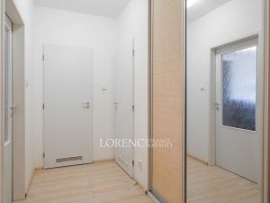 Pronájem bytu 2+kk, Praha - Kbely, Herlíkovická, 53 m2