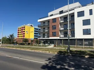 Pronájem obchodního prostoru, Praha, Milánská, 70 m2