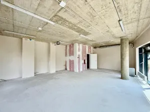 Pronájem obchodního prostoru, Praha, Milánská, 70 m2