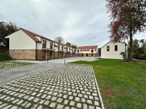 Prodej bytu 2+kk, Praha - Královice, Kuťatská, 57 m2
