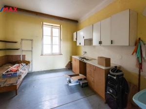 Prodej skladu, Brno - Maloměřice, Karlova, 1000 m2