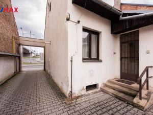 Prodej skladu, Brno - Maloměřice, Karlova, 1000 m2