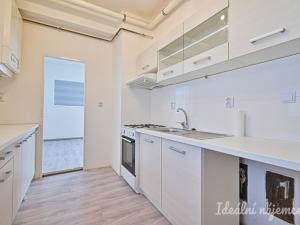 Pronájem bytu 3+1, Modřice, Komenského, 69 m2