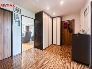 Prodej bytu 3+1, Jince, Zborovská, 70 m2