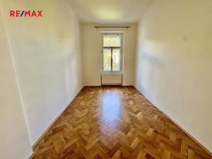 Pronájem bytu 3+1, Praha - Vinohrady, Slezská, 97 m2