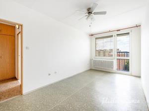 Pronájem bytu 2+kk, Praha - Kobylisy, Frýdlantská, 43 m2