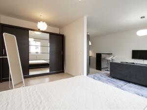 Pronájem bytu 1+kk, Praha - Hlubočepy, Hugo Haase, 48 m2