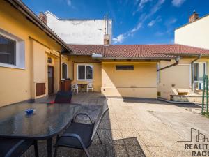 Prodej vícegeneračního domu, Hodonín, Komenského, 242 m2