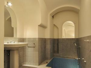 Pronájem bytu 2+1, Praha - Malá Strana, Vlašská, 94 m2