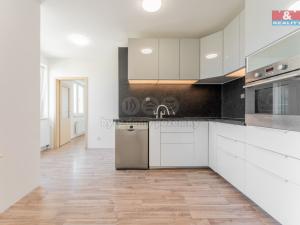 Prodej bytu 3+kk, Klecany, V Honech, 62 m2