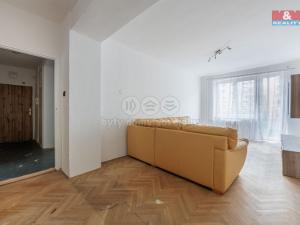 Prodej bytu 2+1, Bukovany, 51 m2