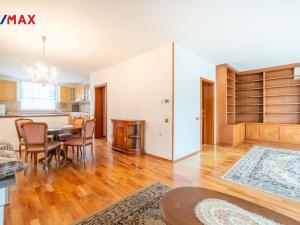 Pronájem rodinného domu, Praha - Štěrboholy, Radostná, 226 m2