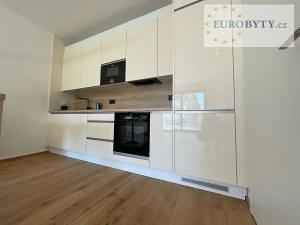 Pronájem bytu 2+kk, Praha - Modřany, Československého exilu, 65 m2