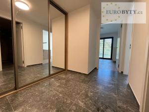 Pronájem bytu 2+kk, Praha - Modřany, Československého exilu, 65 m2