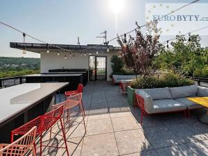 Pronájem bytu 2+kk, Praha - Modřany, Československého exilu, 65 m2