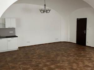 Pronájem kanceláře, Horní Benešov, Mírové náměstí, 44 m2