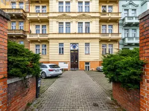 Pronájem bytu 1+kk, Praha - Vinohrady, Dykova, 44 m2