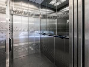 Pronájem kanceláře, Praha - Vinohrady, Uruguayská, 236 m2