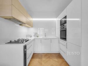 Pronájem bytu 3+kk, Praha - Žižkov, Baranova, 99 m2
