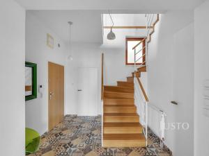 Pronájem bytu 3+kk, Praha - Žižkov, Baranova, 99 m2