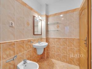 Pronájem bytu 3+kk, Praha - Žižkov, Baranova, 99 m2