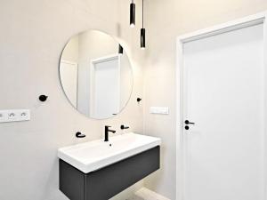 Pronájem bytu 2+kk, Praha - Vinohrady, Polská, 90 m2
