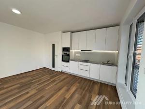 Pronájem bytu 1+kk, Otrokovice, Moravní, 27 m2