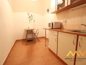 Pronájem kanceláře, Hradec Králové - Slezské Předměstí, Bieblova, 35 m2