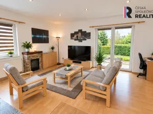 Prodej rodinného domu, Karlovy Vary - Stará Role, M. Rovenské, 108 m2