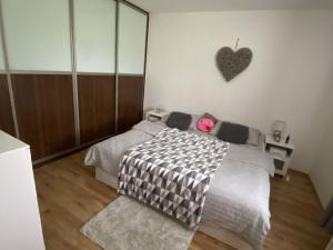 Pronájem bytu 4+1, Teplice, Unčínská, 85 m2