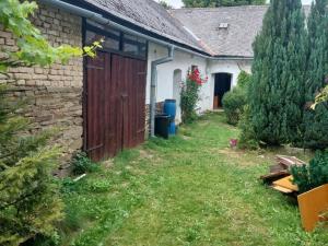 Prodej rodinného domu, Bousín, 150 m2