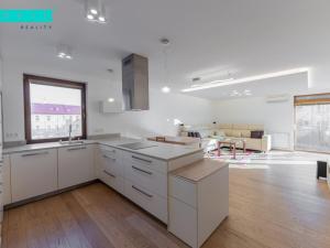 Pronájem bytu 4+kk, Olomouc - Nové Sady, Českobratrská, 151 m2