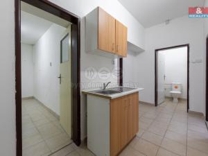 Pronájem obchodního prostoru, Karlovy Vary, Dr. Davida Bechera, 76 m2