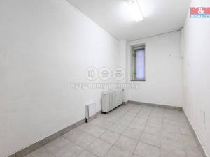 Pronájem obchodního prostoru, Karlovy Vary, Dr. Davida Bechera, 76 m2
