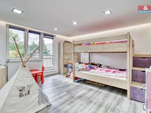 Prodej bytu 3+1, Vraný, 74 m2