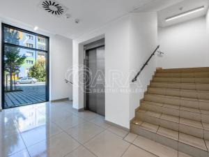Pronájem bytu 1+kk, Praha - Strašnice, Štěchovická, 42 m2