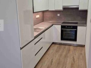 Pronájem bytu 2+kk, Uherské Hradiště, Zahrádky, 55 m2