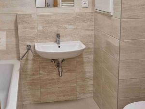 Pronájem bytu 2+kk, Uherské Hradiště, Zahrádky, 55 m2