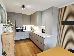 Prodej bytu 4+kk, Praha, Na hroudě, 90 m2