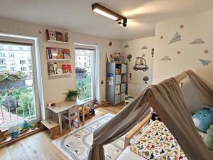 Prodej bytu 4+kk, Praha, Na hroudě, 90 m2