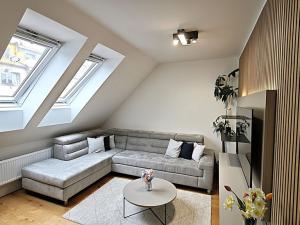 Prodej bytu 4+kk, Praha, Na hroudě, 90 m2