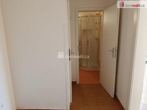 Pronájem bytu 1+kk, Praha - Strašnice, Za poštou, 36 m2