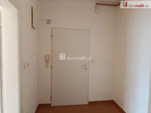 Pronájem bytu 1+kk, Praha - Strašnice, Za poštou, 36 m2