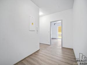 Pronájem bytu 2+kk, Dašice, U Kasáren, 50 m2