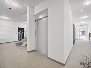Pronájem bytu 2+kk, Dašice, U Kasáren, 50 m2
