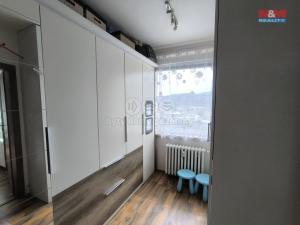 Pronájem bytu 4+1, Ústí nad Labem - Krásné Březno, V Oblouku, 74 m2