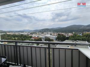 Pronájem bytu 4+1, Ústí nad Labem - Krásné Březno, V Oblouku, 74 m2