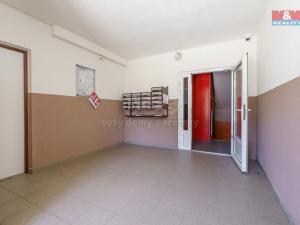 Prodej bytu 3+1, Karlovy Vary - Stará Role, Dvořákova, 83 m2